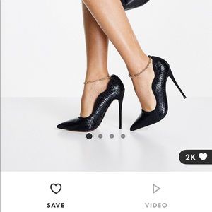 Selling these shoes I only tried on and never wore outside. Bought in February